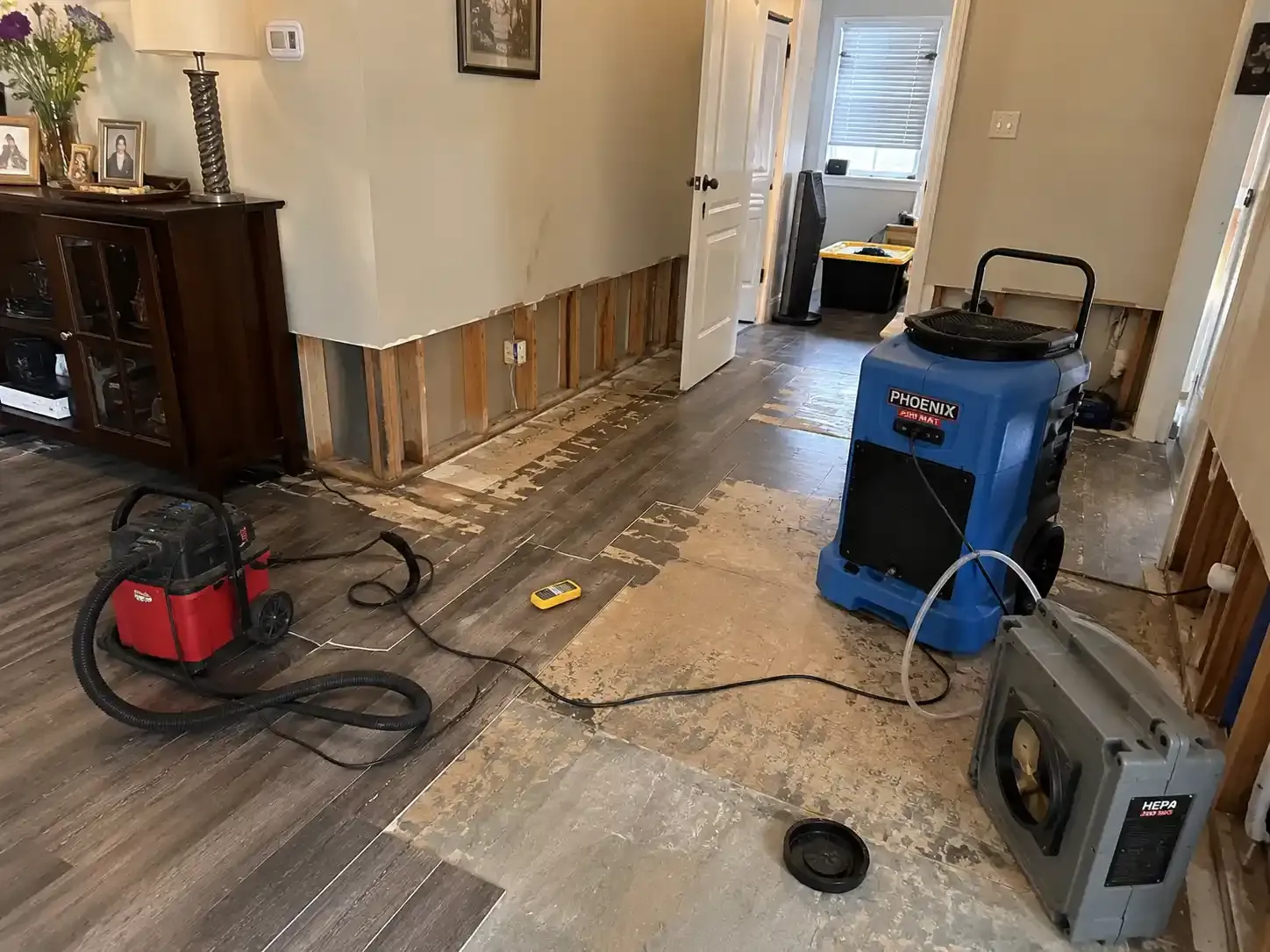 Image water damage restoration 6 waterdamagepilot